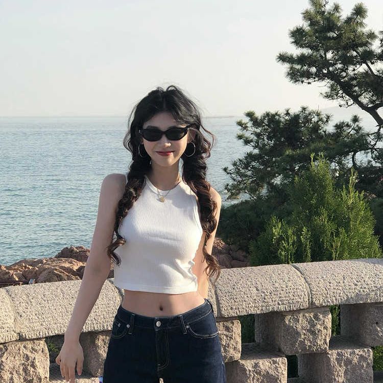 No.15  white tank top